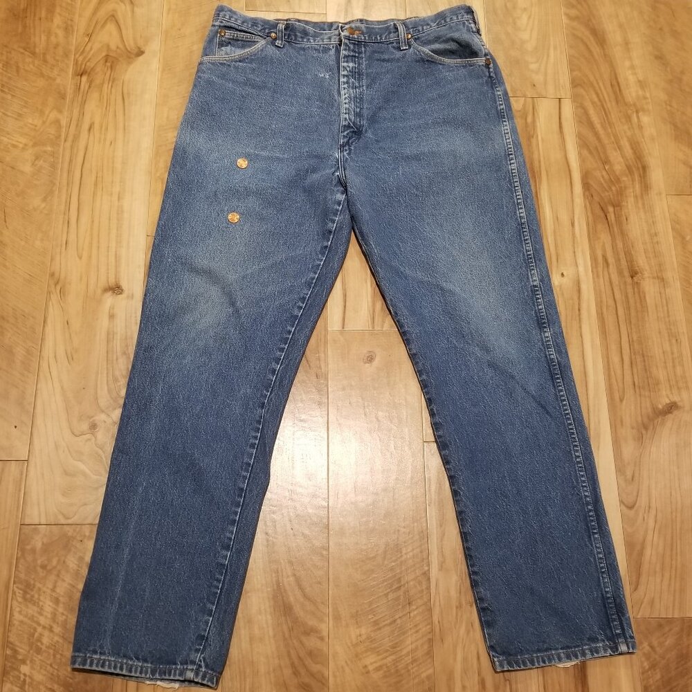 Vintage Wrangler Jeans Mens 38x32 Made In USA Denim Blue Med Wash Straight 40X34